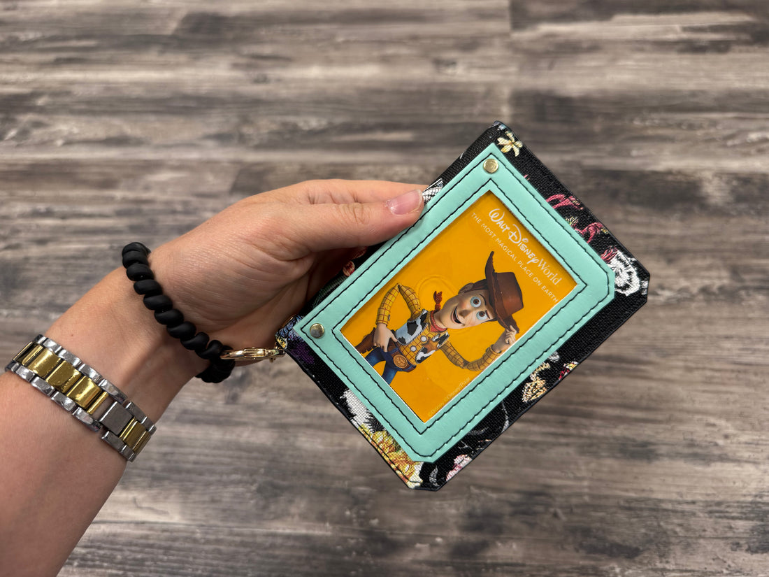 Brooke Bifold Wallet PDF Sewing Pattern (Includes SVGs, and Video!)