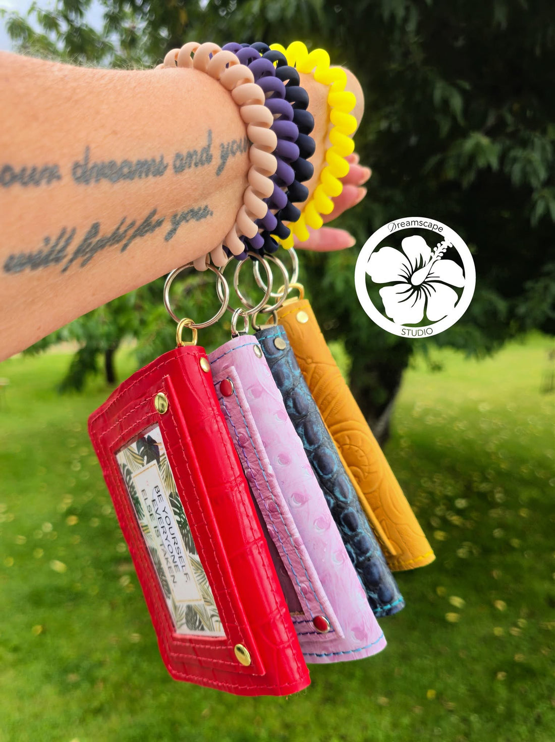 Brooke Bifold Wallet PDF Sewing Pattern (Includes SVGs, and Video!)