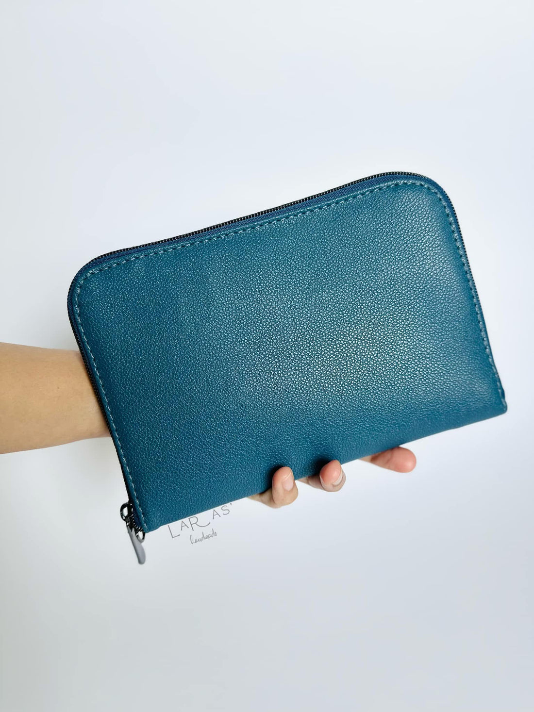 Julie Jetsetter Wallet PDF Sewing Pattern (includes SVGs, Projector File and Video!)