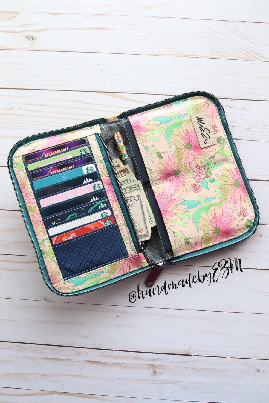 Julie Jetsetter Wallet PDF Sewing Pattern (includes SVGs, Projector File and Video!)