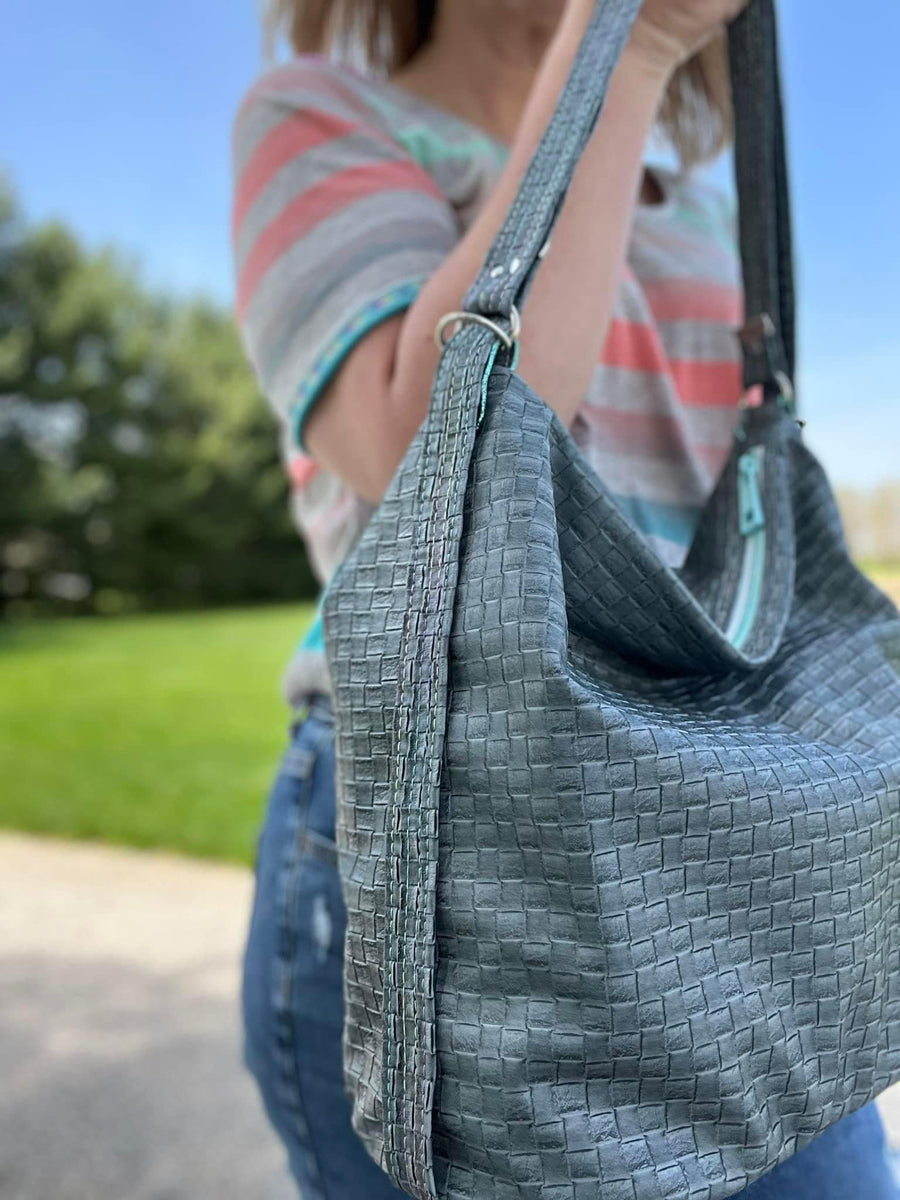Crochet No-Sew Convertible Backpack